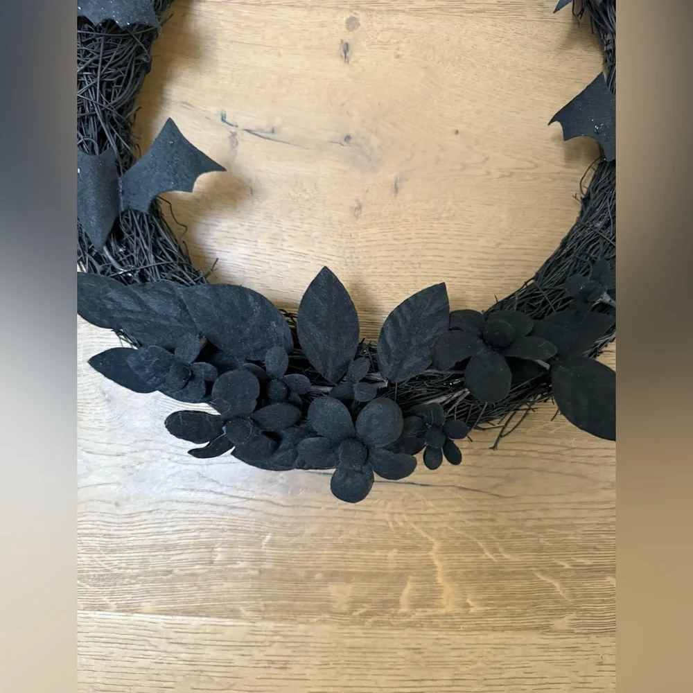 Super Cool and Spooky Black Halloween Wreath with Black Glittery Bats
